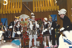 Jeugdprins Paul 1 bij St. Anneke voor proclamatie in Studio 71 in seizoen 1982-1983